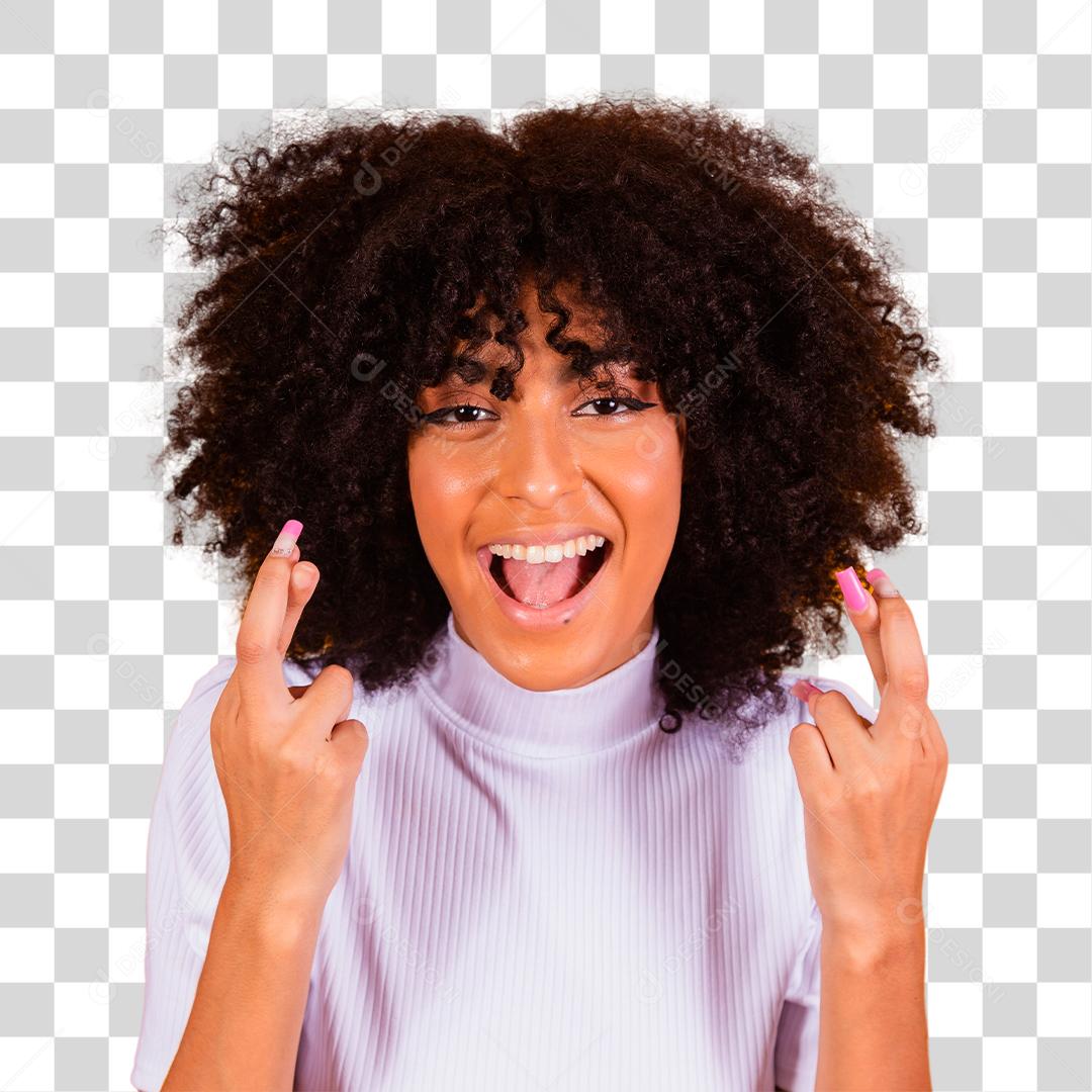 Linda mulher afro com os dedos cruzados