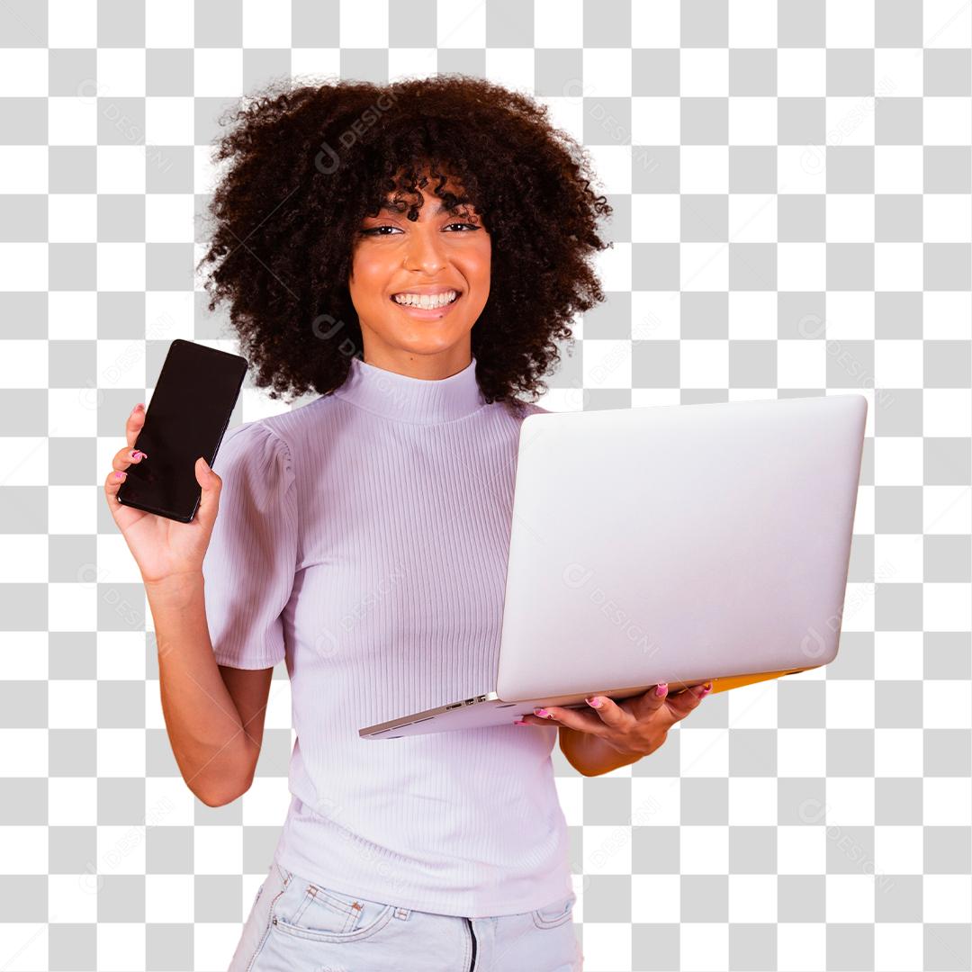 mulher afro segurando um celular na mão e a outra com um notebook