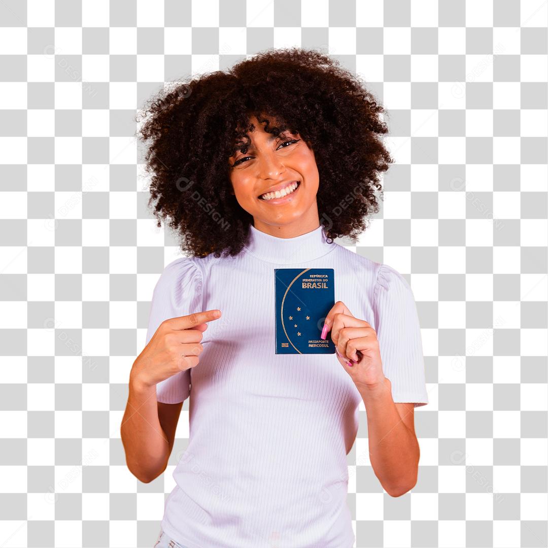 mulher afro segurando um passaporte brasileiro nas mãos