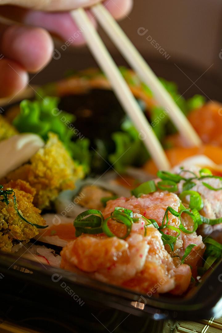 Prato de comida japonesa