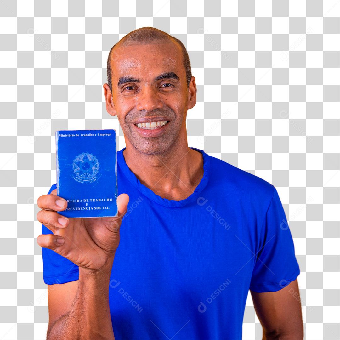Homem brasileiro com segurando documento Carteira de Trabalho e Previdência Social