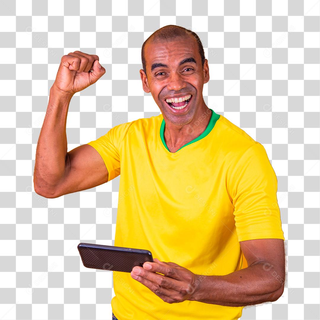 Torcedor brasileiro fica feliz durante o jogo