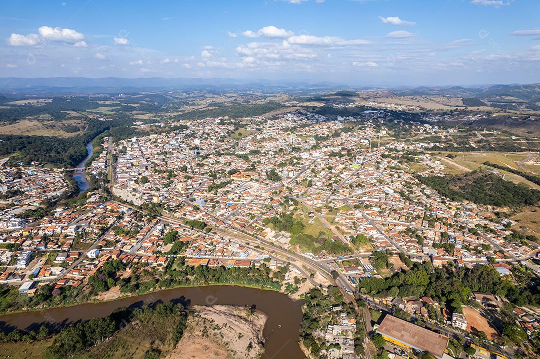 Antena da pequena cidade de Brumadinho, Minas Gerais, Brasil.