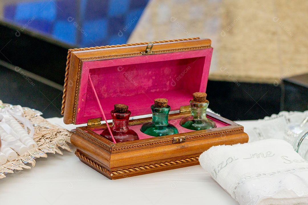 Caixa, Séc. XIX, Época Napoleão III, Montagem em Porcelana e Latão