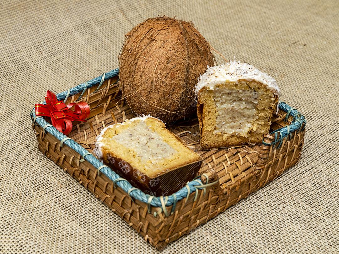 Comida bolo delicioso mesa chocotone