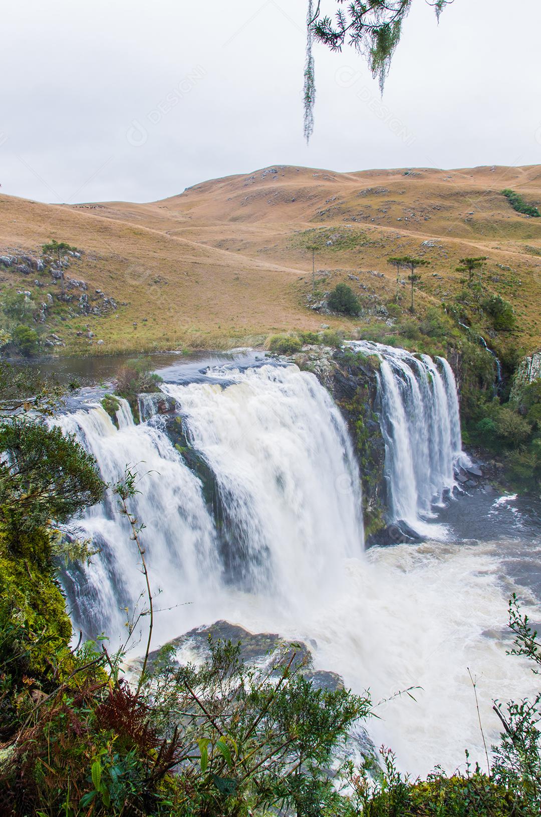 Cachoeira Rodrigues, município de São José dos Ausentes, Rio Grande do Sul, sul do Brasil.