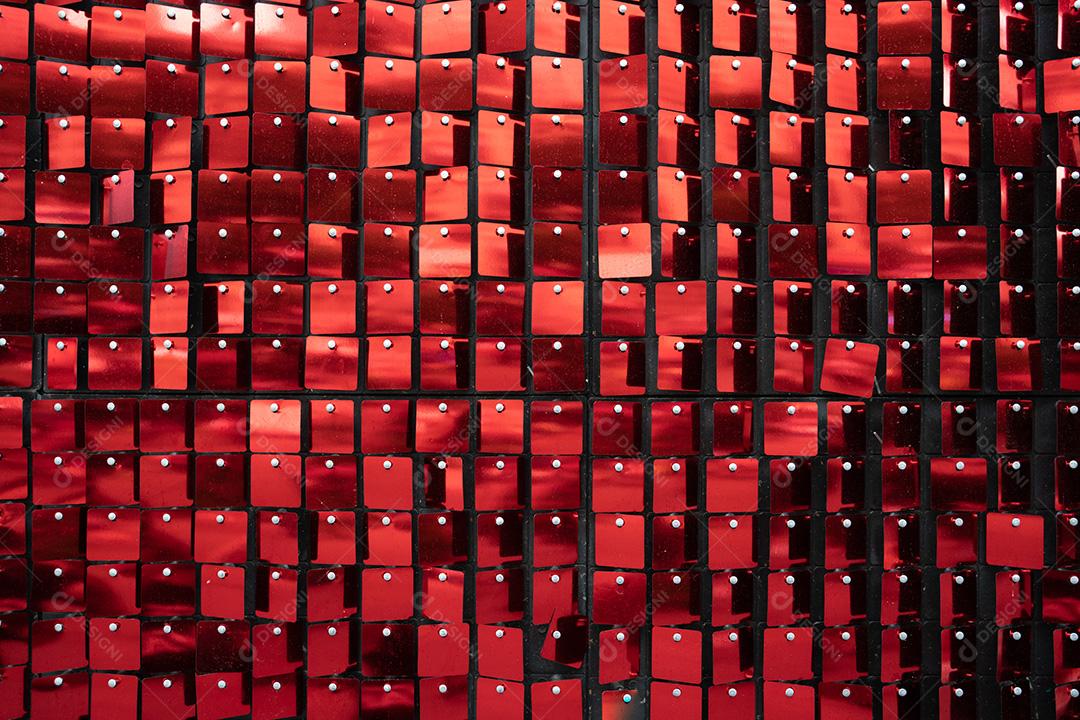 Painel com quadrados brilhantes na cor vermelha