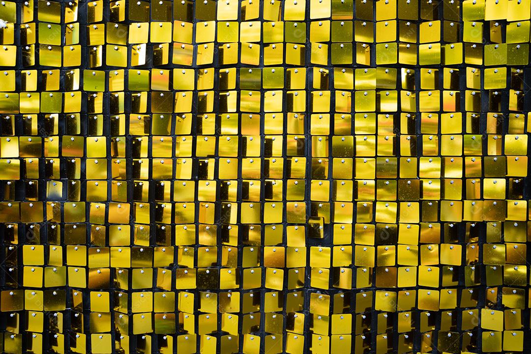 Painel com quadrados amarelos brilhantes
