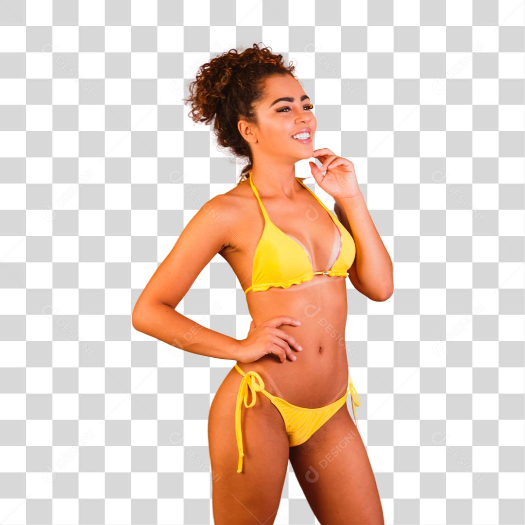 Mulher bonita com roupa de praia. Conceito de férias e verão