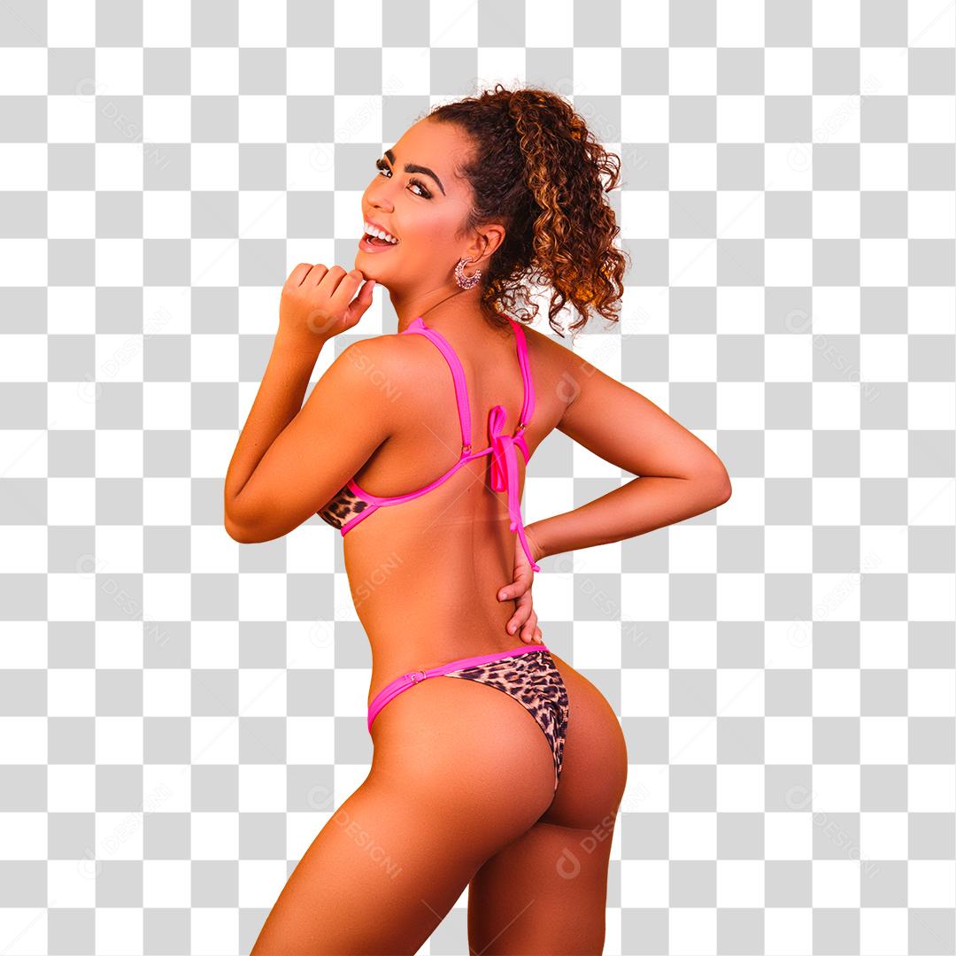 Mulher bonita com roupa de praia. Conceito de férias e verão