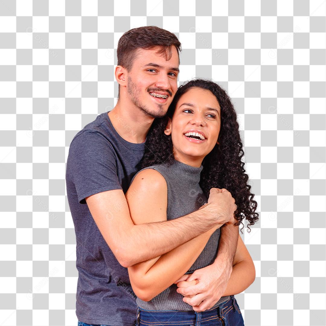 Jovem casal sorrindo alegre e feliz