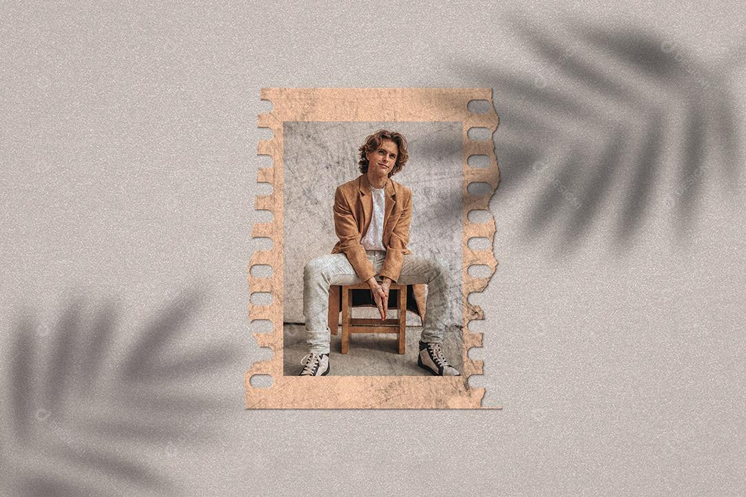 Mockup Papel rasgado PSD Editável