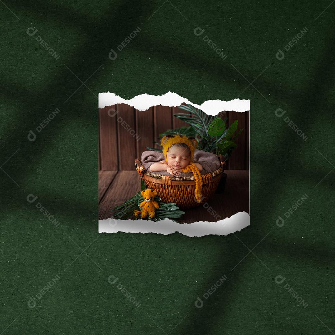 Mockup De Fotos Rasgado de bebê PSD Editável