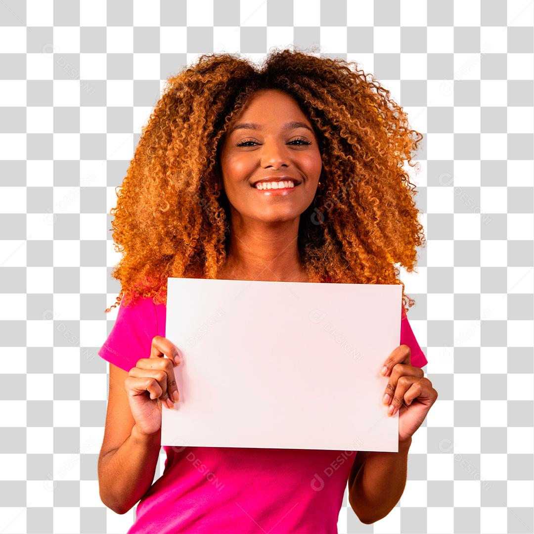 Mulher afro segurando cartolina branca