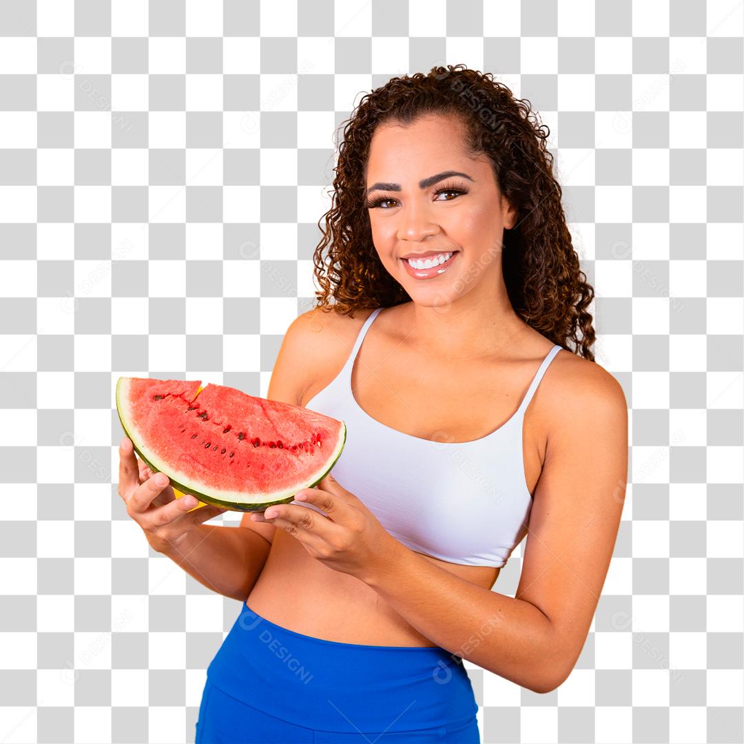 Bela jovem afro posando com melancia