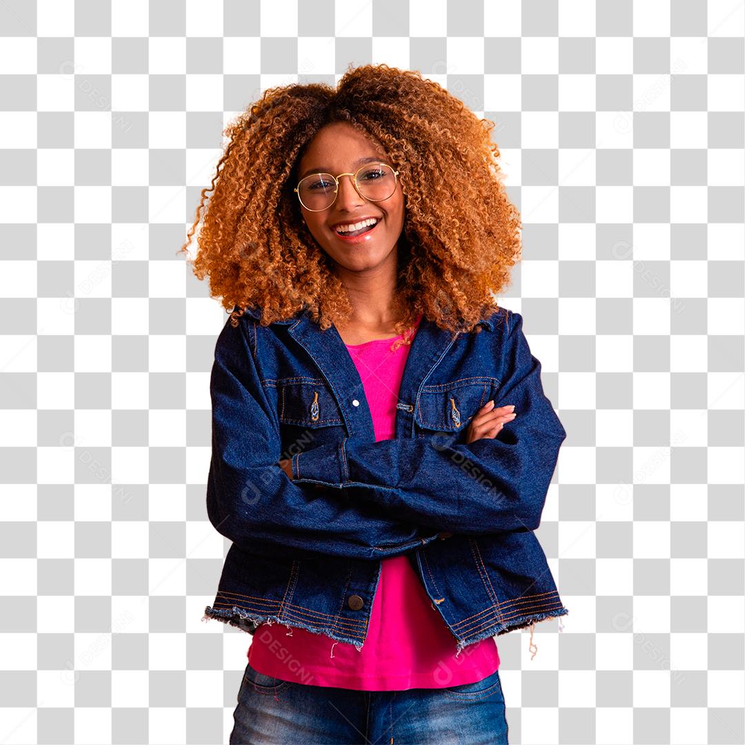 Linda mulher negra sorridente de óculos