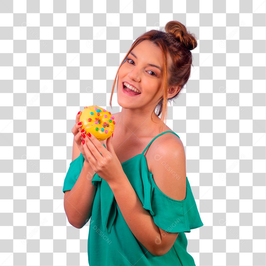 Garota ruiva com rosquinha amarela com confetes coloridos