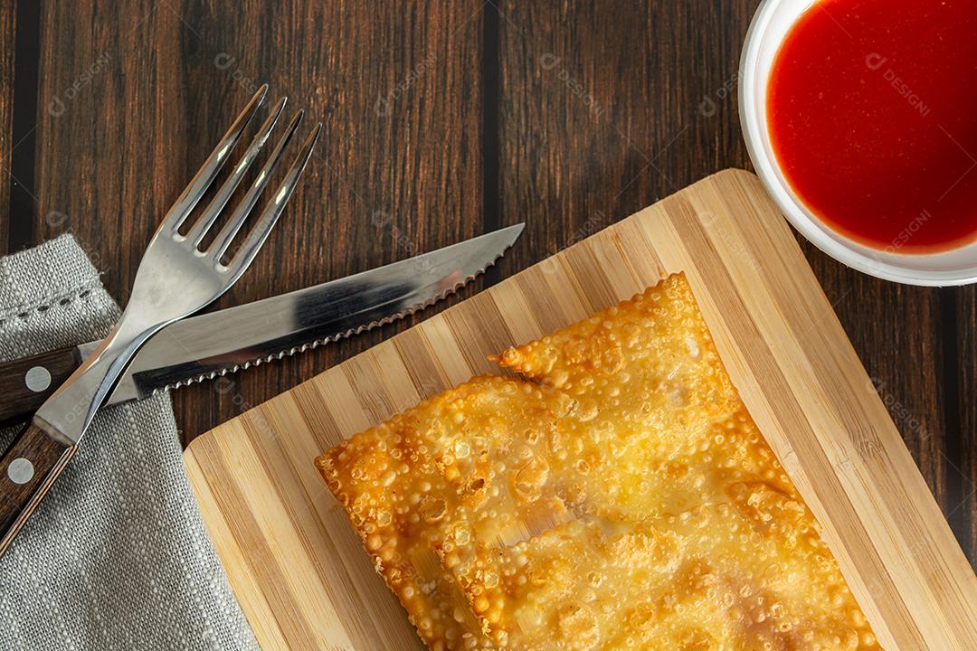 pastel de feira artesanal brasileiro