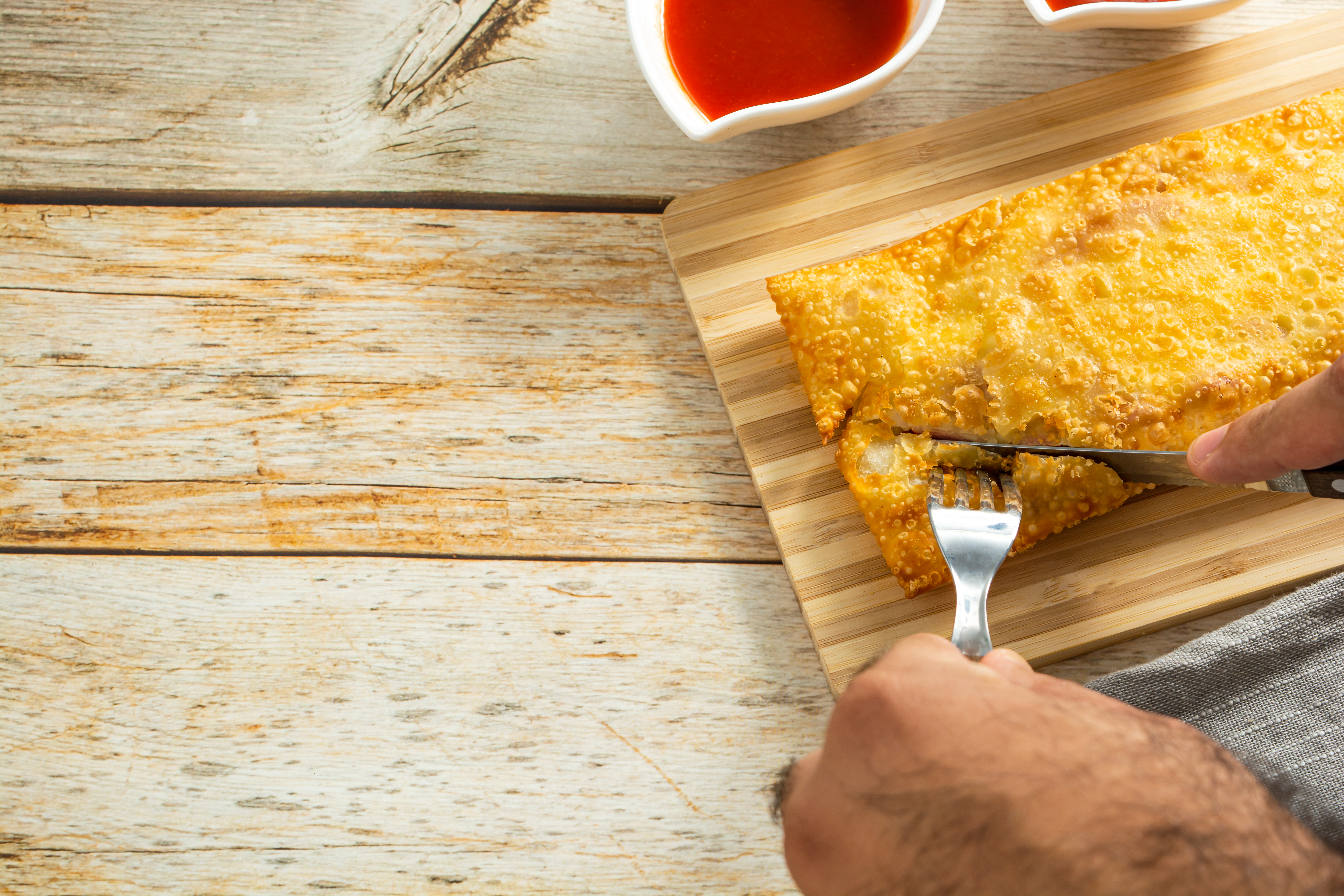 pastel de feira artesanal brasileiro