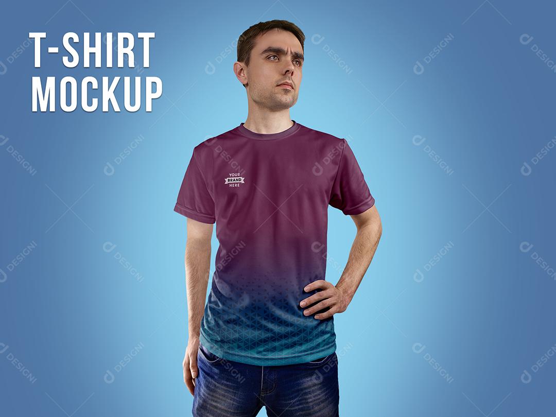 Camiseta em Homem Mockup Vista Frente PSD
