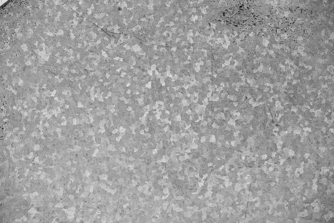 Velho muro de concreto em preto e branco, parede de cimento, parede quebrada, textura de fundo