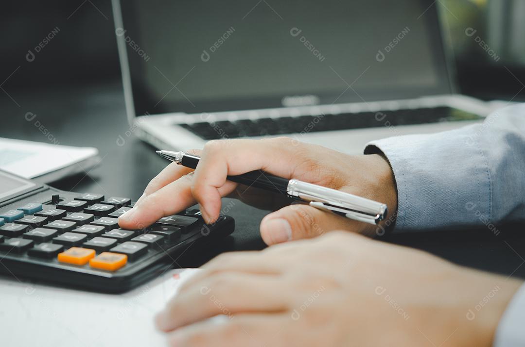 Negócios, Finanças, Contabilidade e Investimento ou Fiscal