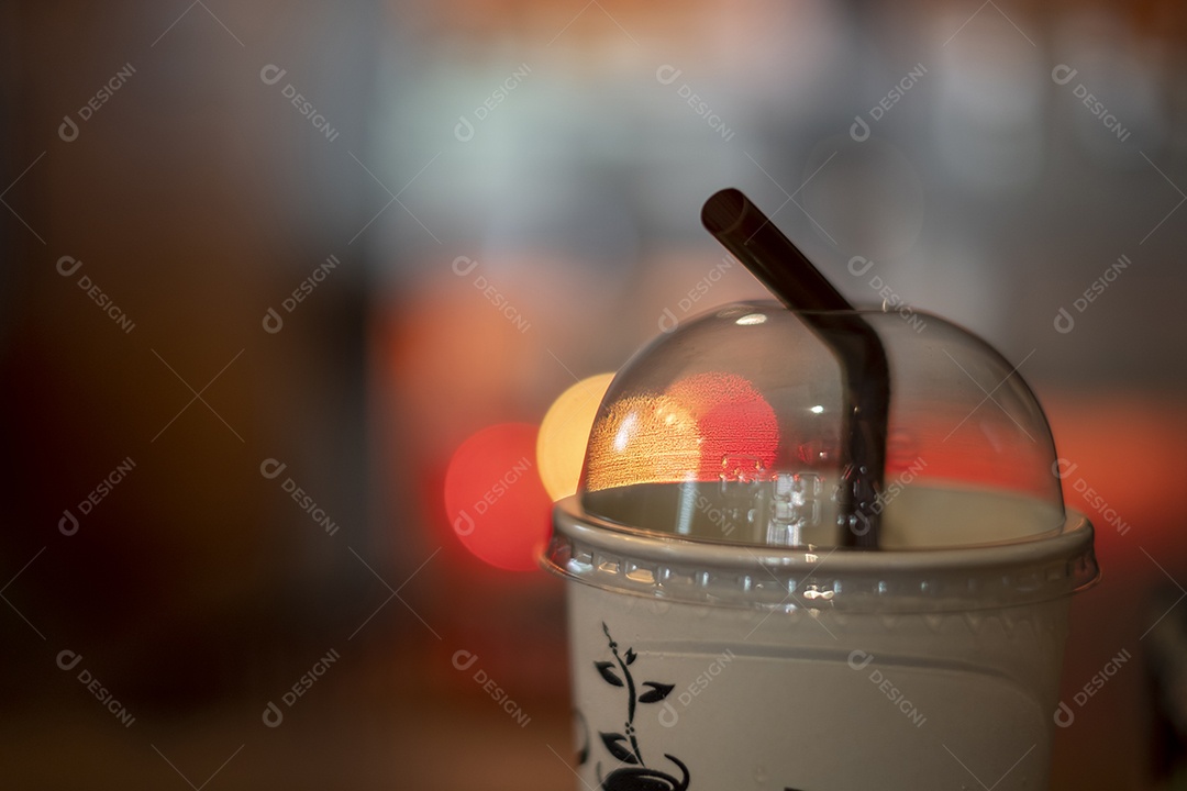 Copo de milk shake bebida sorvete