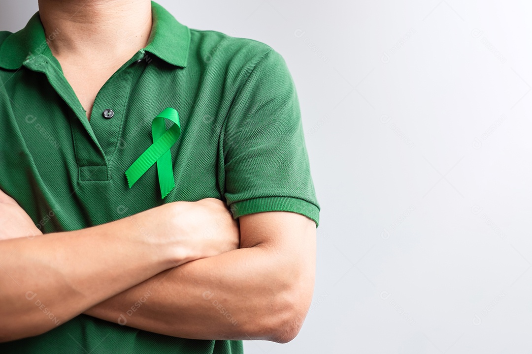 fita verde para fígado, vesícula biliar, ducto biliar, câncer cervical, renal e mês de conscientização do linfoma. Conceito de saúde e dia mundial do câncer