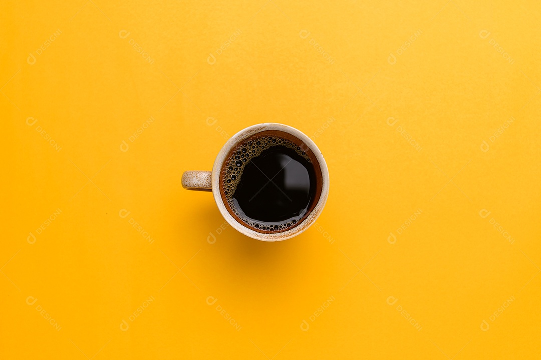 Adoro tomar café para aumentar a energia