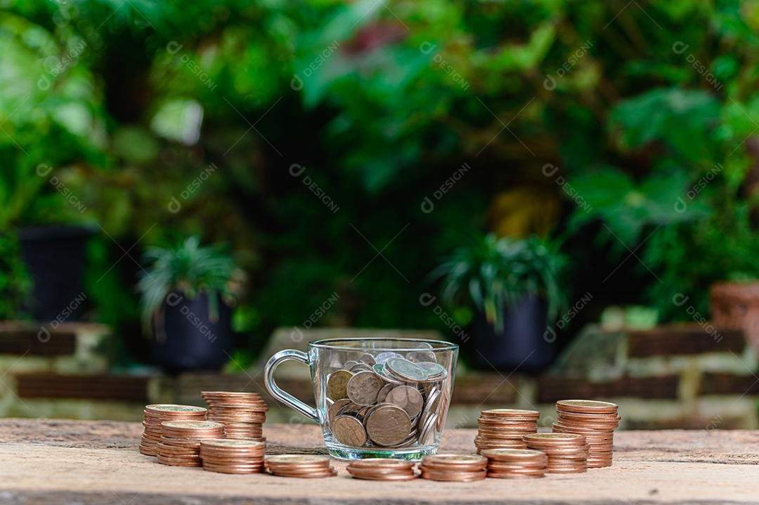 Economize dinheiro, invista ações, aumente sua renda.