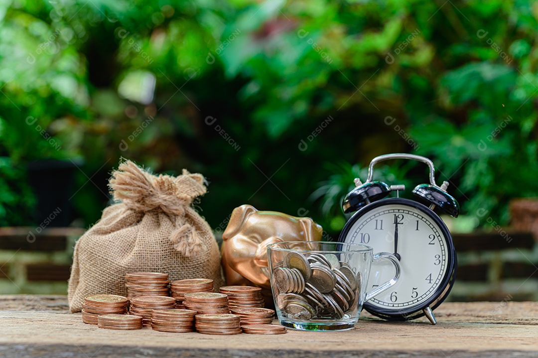 Economize dinheiro, invista ações, aumente sua renda.