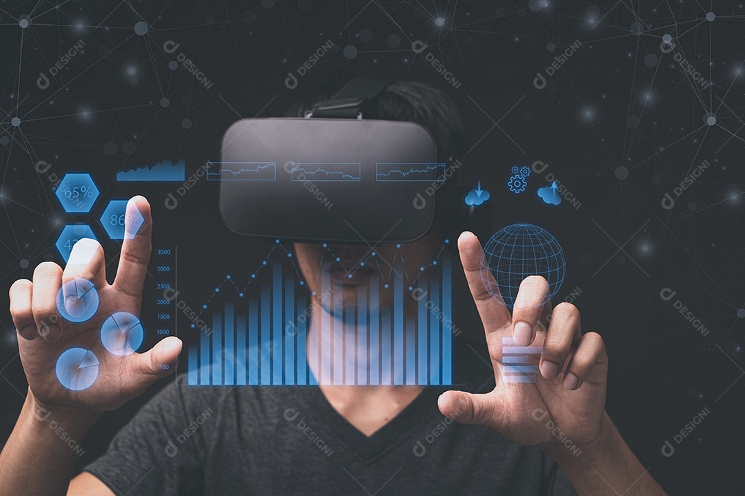 Empresário usando óculos através de óculos para verificar o gráfico de negócios VR óculos virtual Global