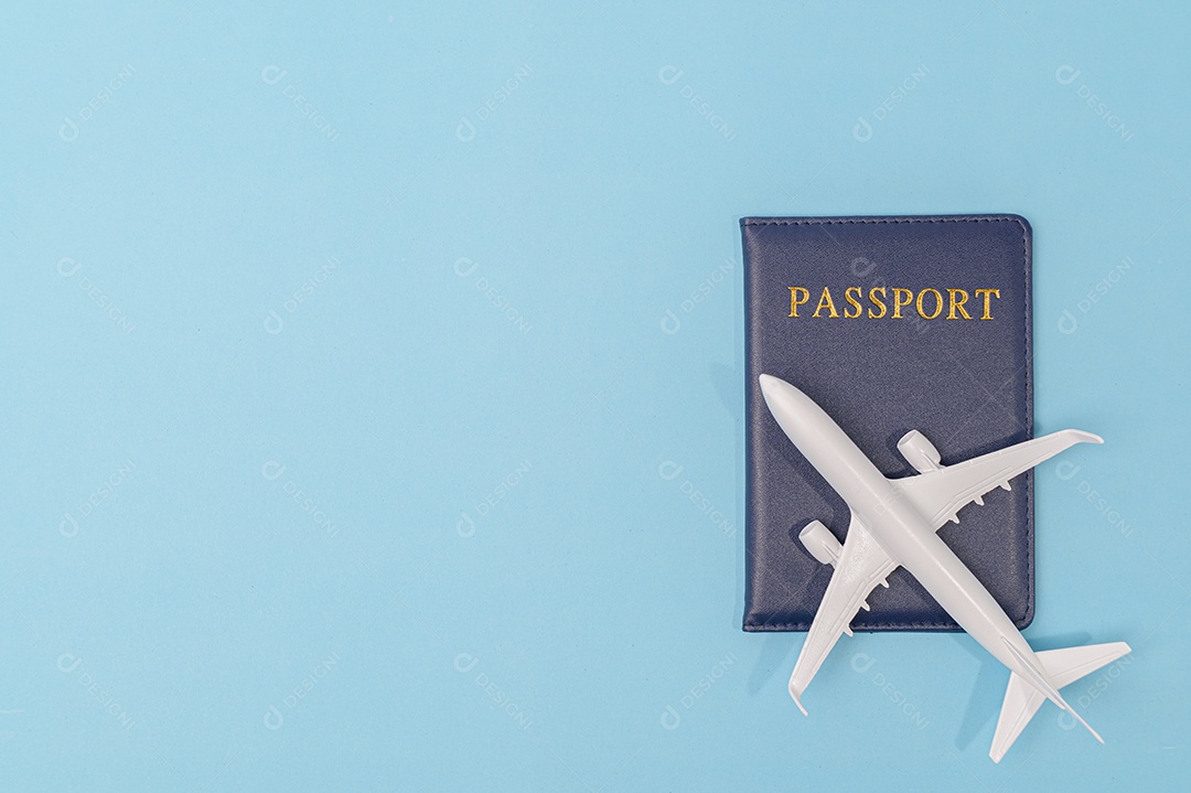 Fazendo negócios e viajando ao redor do mundo e negociando em todo o mundo.