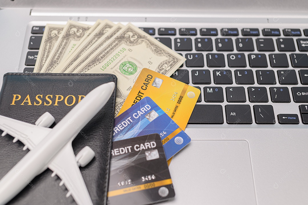 Fazendo negócios e viajando ao redor do mundo e negociando em todo o mundo.