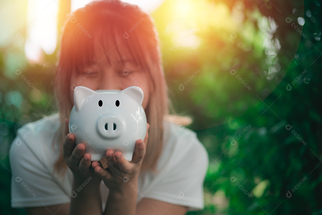 Mulheres asiáticas mostrando prazer