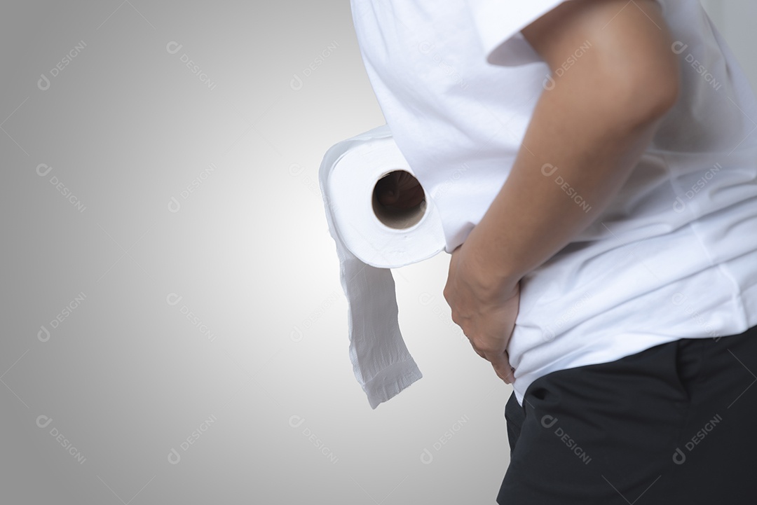 Dor abdominal mulher asiática