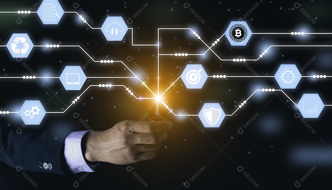 Um homem de negócios jovem com uma lâmpada