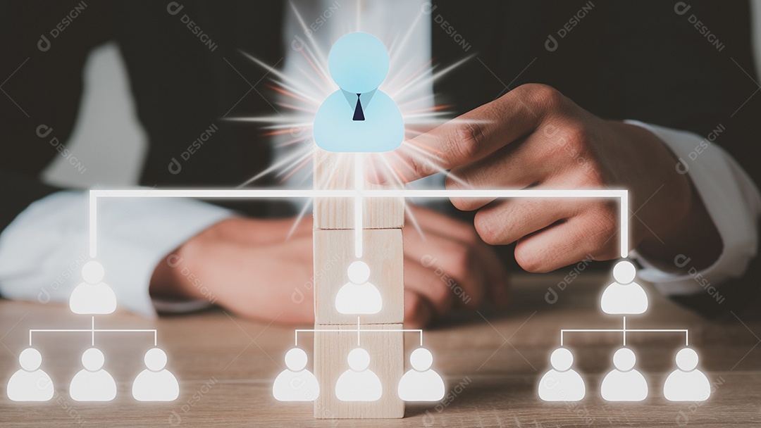 Planejamento de negócios. Para ajustar a estratégia de acordo