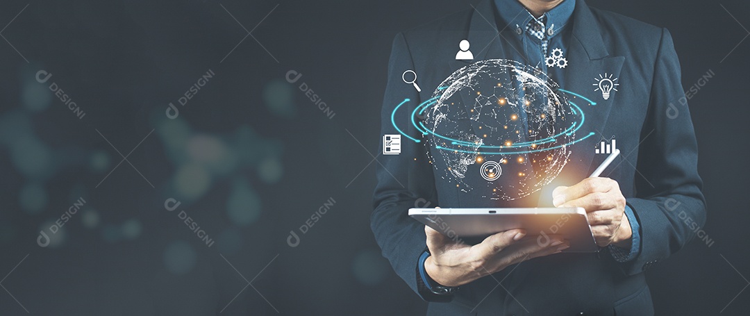 Pessoas de negócios usando computadores tablet inteligentes