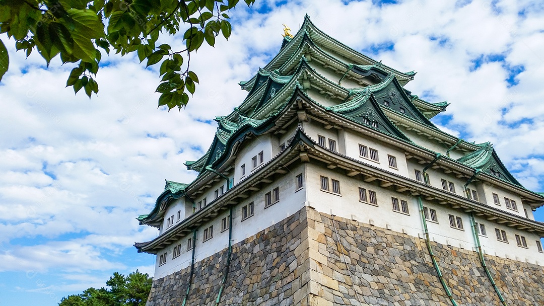 Castelo de Nagoya no Japão. Conceito de marcos de construção e atração.