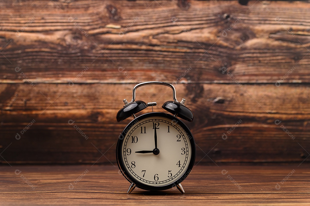 Relógio determina as atividades diárias.