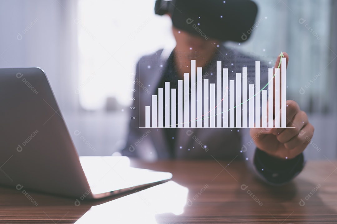 Empresário gráfico exibição investimento renda de ações crescimento financeiro