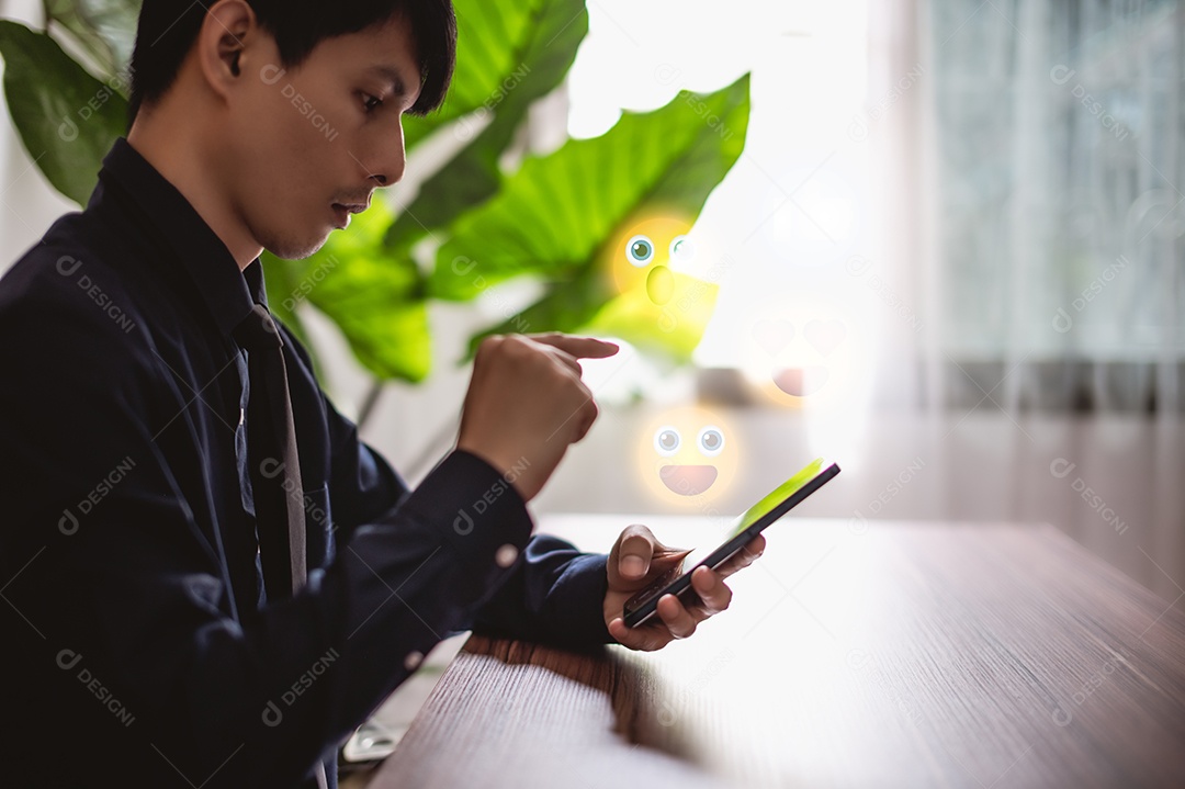 Ícone de emoção Mídia social e conceito on-line digital