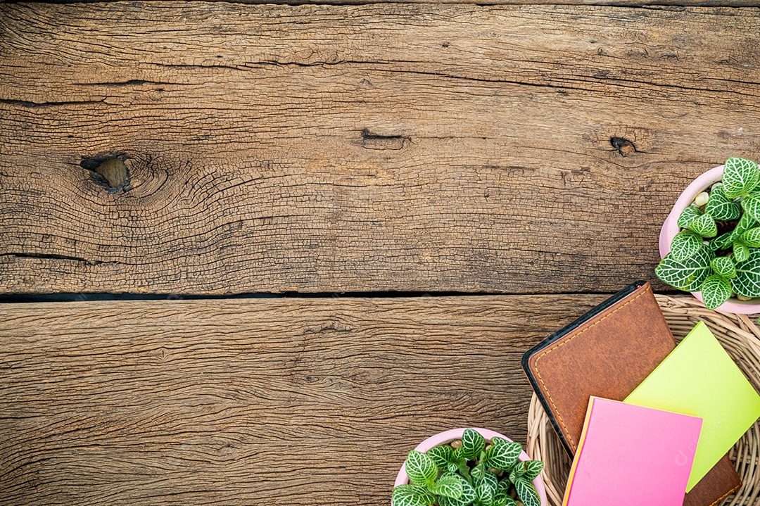 Mesa de trabalho está na vista superior