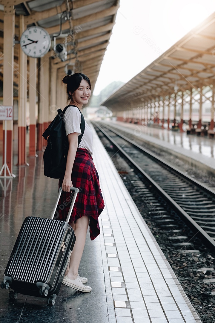 Verão, Viagem, Férias, Relaxe, Uma turista sorridente