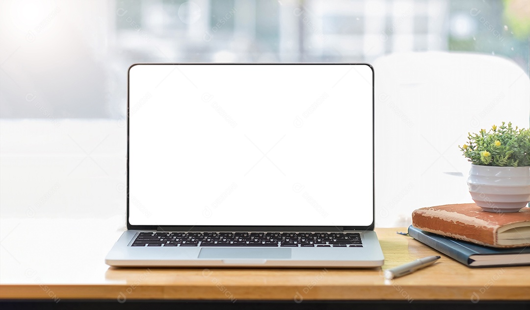 Computador portátil de tela em branco e fundo do espaço de trabalho