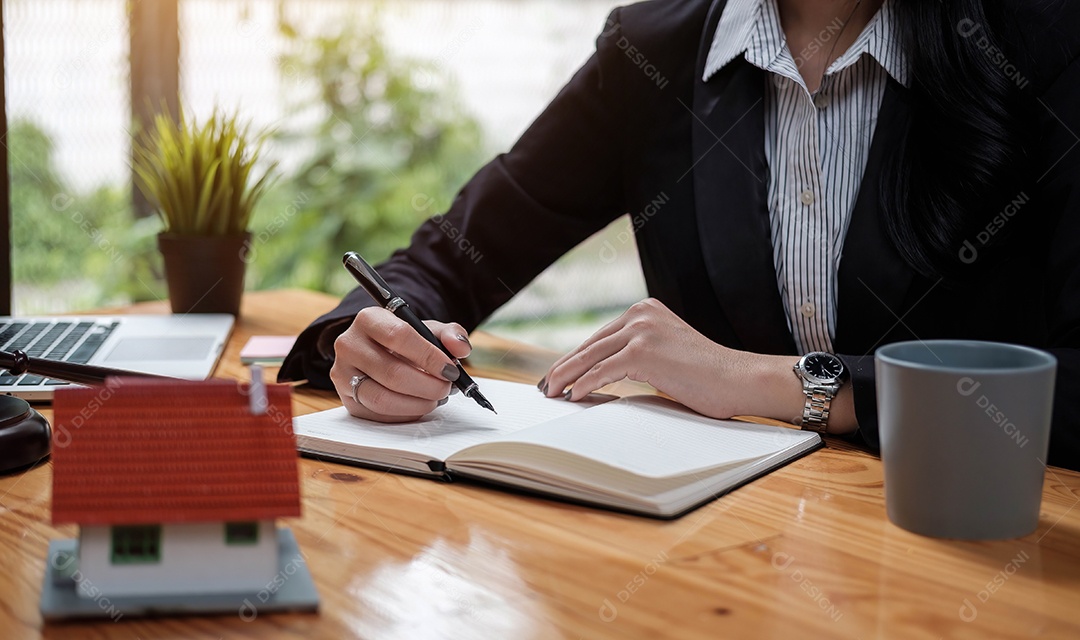 Conceito de direito imobiliário.