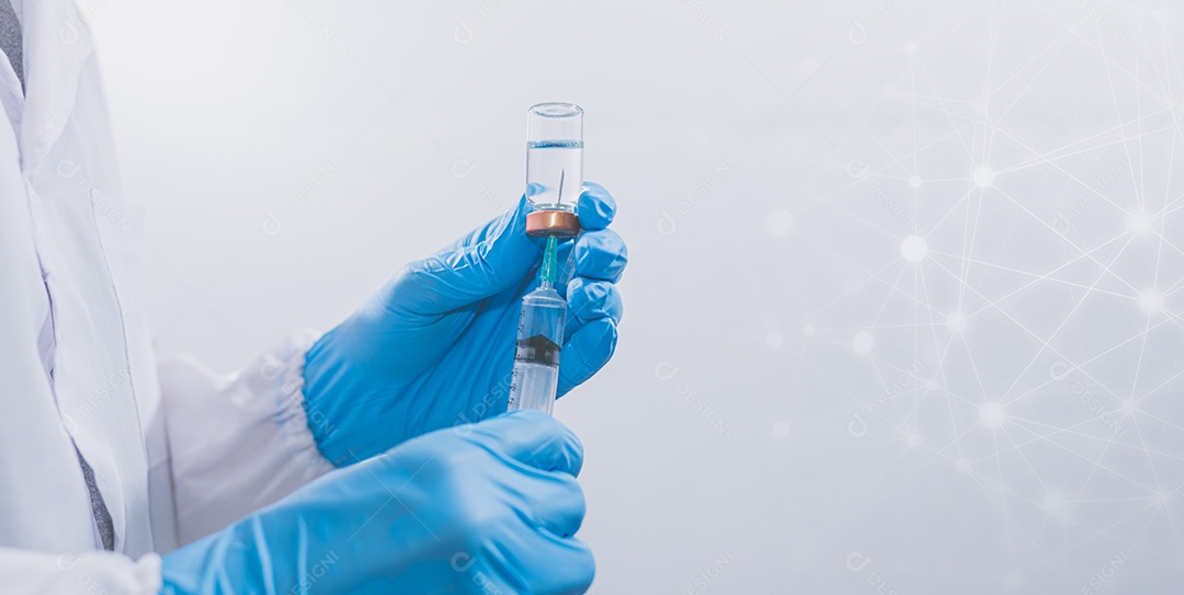 Médicos ou cientistas estão usando vacinas para combater o COVID-19