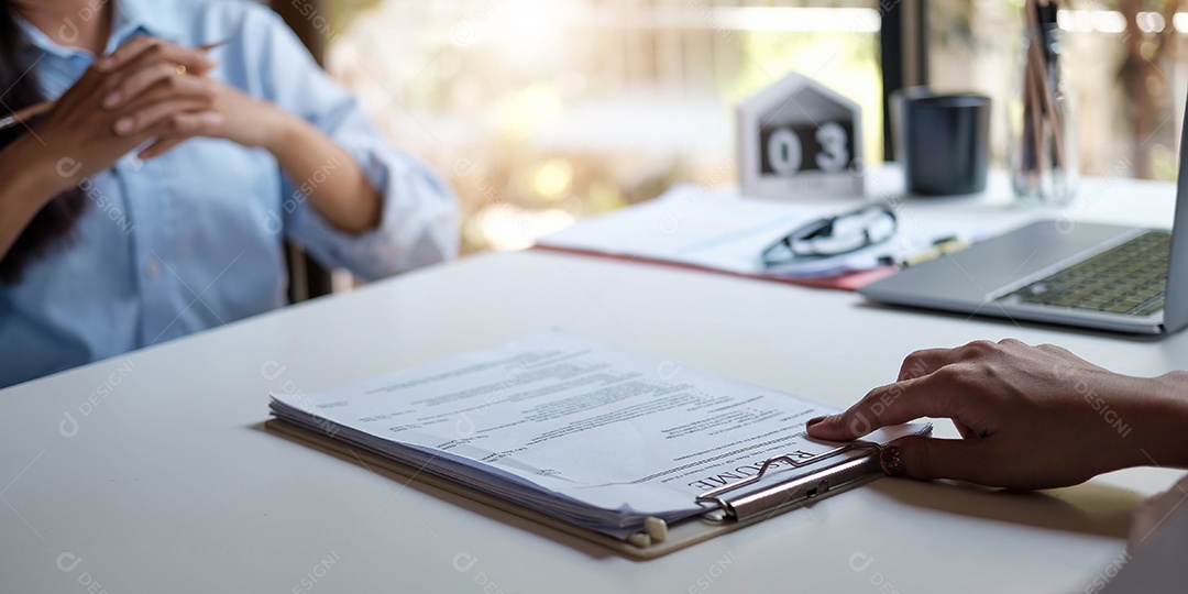 Aplicação para o conceito de empregos e entrevistas