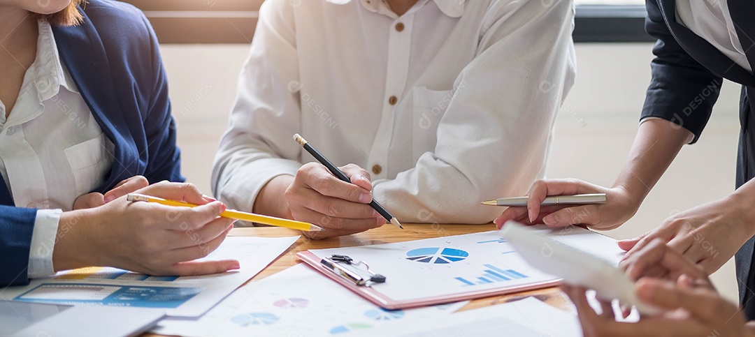 Jovens de Empresários Reunião Conferência Discussão Corporativa